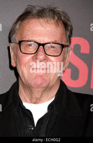 New York, USA. 14. Dezember 2014. Schauspieler TOM WILKINSON nimmt an der New Yorker Premiere von "Selma" im Ziegfeld Theater statt. (Bild Kredit: Kredit: Nancy Kaszerman/ZUMAPRESS.com/Alamy Live-Nachrichten) Stockfoto