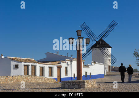Windmühle, Campo de Criptana, Ciudad Real Provinz, Ruta de Don Quijote, Castilla-La Mancha, Spanien, Europa Stockfoto
