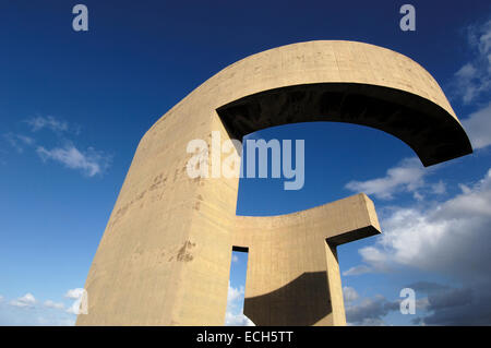 "Elogio del Horizonte", Skulptur von Eduardo Chillida in Gijón, Asturien, Spanien, Europa Stockfoto