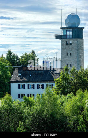 Hohenpeißenberg Meteorologisches Observatorium, Hoher Peißenberg, Pfaffenwinkel, Upper Bavaria, Bayern, Deutschland Stockfoto