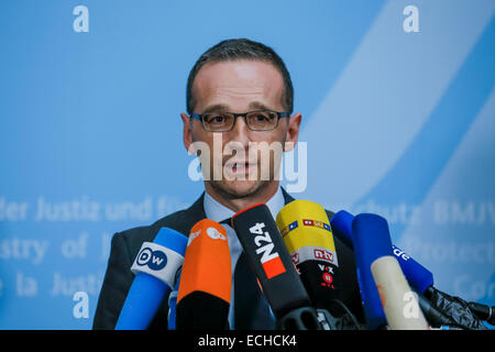 Berlin, Deutschland. 15. Dezember 2014. Erklärung der Bundesminister der Justiz Heiko Maas zum Thema "Pegida" im Bundesministerium der Justiz am 15. Dezember 2014 in Berlin, Deutschland. / Foto: Heiko Maas (SPD), Bundesministerin der Justiz. Bildnachweis: Reynaldo Chaib Paganelli/Alamy Live-Nachrichten Stockfoto