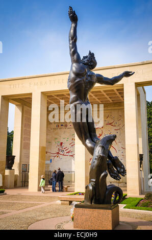 Denkmal an den amerikanischen Soldatenfriedhof, Omaha Beach Colleville-Sur-Mer, Normandie, Frankreich Stockfoto