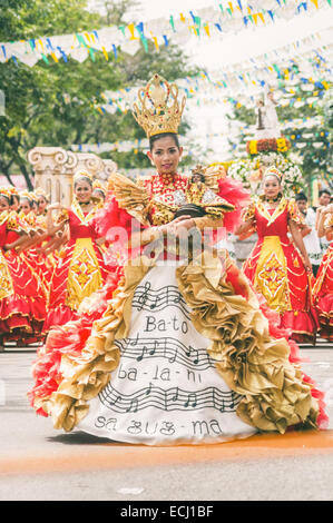 Schönheit Pageant Prozession während Sinulog Festival feiern in Cebu City Philippinen. Stockfoto