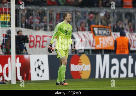 München, Deutschland. 10. Dezember 2014. Manuel Neuer (Bayern) Fußball: UEFA Champions League-Gruppe E Spiel zwischen FC Bayern München 3-0 PFC CSKA Moskva in der Alianz Arena in München, Deutschland. © Mutsu Kawamori/AFLO/Alamy Live-Nachrichten Stockfoto