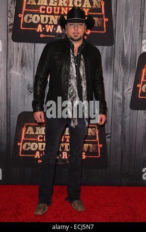 Nashville, TN, USA. 15. Dezember 2014. Jason Aldean im Ankunftsbereich für 2014 American Country Countdown Awards, Music City Center, Nashville, TN 15. Dezember 2014. Bildnachweis: MORA/Everett Collection/Alamy Live-Nachrichten Stockfoto