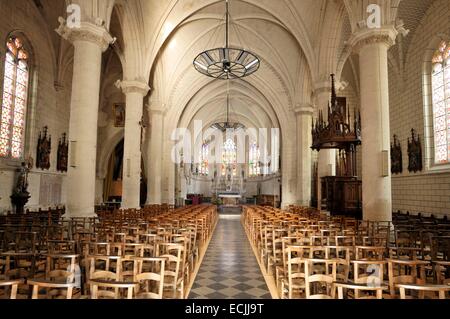 Frankreich, Pas-De-Calais, Samer, Saint-Martin-Kirche, zentralen Gasse Stockfoto