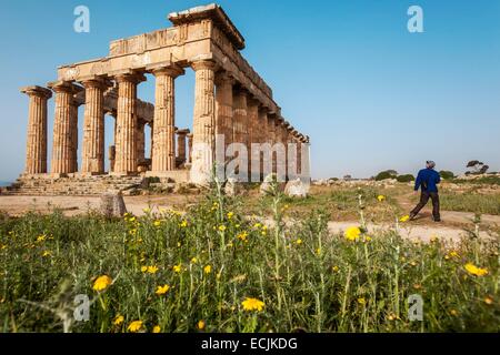 Italien, Sizilien, Selinunte, den archäologischen Park der antiken griechischen Stadt, die Ruinen des E - Tempel, auch bekannt als Tempel der Hera Stockfoto