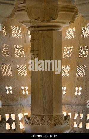 Indien, Rajasthan, Jaisalmer Umgebung, Lodruva, Jain-Tempel von Parshvanath (11-17 C) Stockfoto