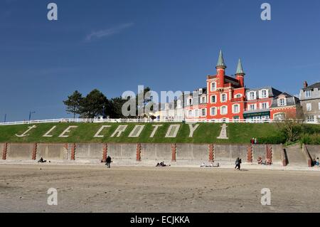 Frankreich, Somme, Le Crotoy, Hotelrestaurant Les Tourelles am Strand Stockfoto