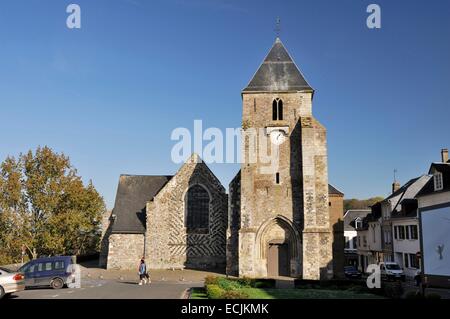 Frankreich, Somme, Saint Valery Sur Somme, St. Martin Kirche, Fassade und Vorplatz Stockfoto