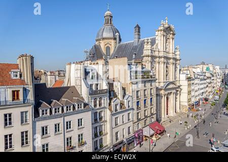 Frankreich, Paris, dem Marais-Viertel, Kirche Saint-Paul-Saint-Louis und der Saint Antoine Straße Stockfoto