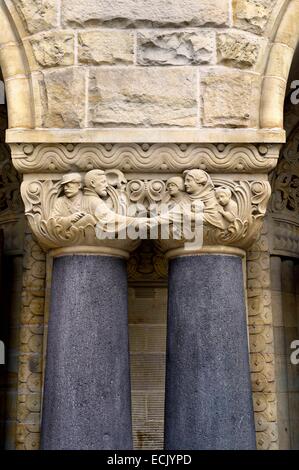 Frankreich, Moselle, Metz, Kaiserviertel, Bahnhof, erbaut zwischen 1905 und 1908 durch den Berliner Architekten Jürgen Krüger, Spalte Giebel zeigt die Trennung von der Reise-Abfahrt Stockfoto