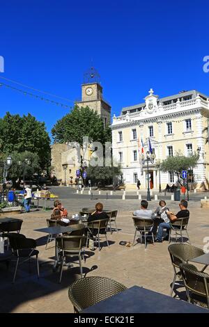 Frankreich, Var, Ollioules, Avenue du General de Gaulle, der City Hall Stockfoto