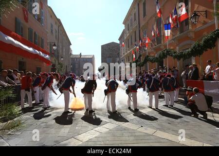 Frankreich, Var, Saint Tropez, Place de l ' Hotel de Ville, Bravade Stockfoto