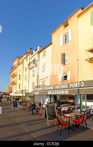 Am alten Hafen, Quai Jean Jaures, Saint Tropez, Var, Frankreich Stockfoto