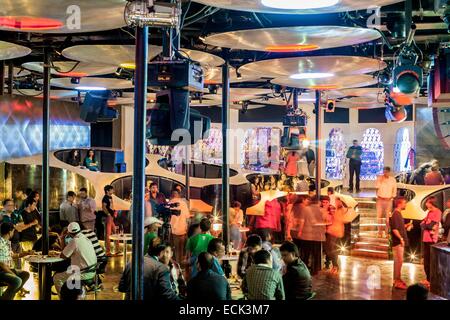 Indien, Neu-Delhi, Mehrauli, Blue Frog, Konzertsaal und Lounge eröffnet im Jahr 2007 Stockfoto