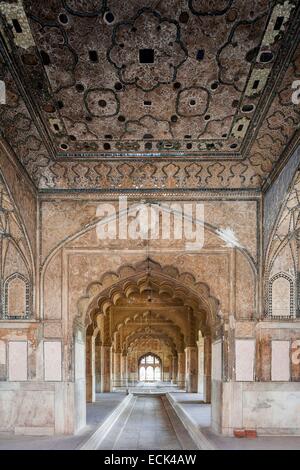 Indien, Neu-Delhi, Red Fort, das Palast-Fort von Shahjahanabad ist eine Festung des 17. Jahrhunderts Mogul-Architektur Weltkulturerbe der UNESCO, weißen Marmor hammam Stockfoto