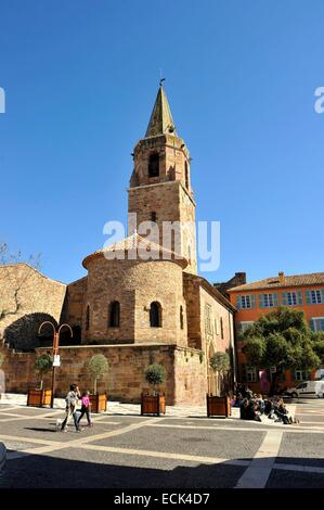 Frankreich, Var, Frejus, Ort Camille Formige, Kathedrale Saint-Leonce Stockfoto