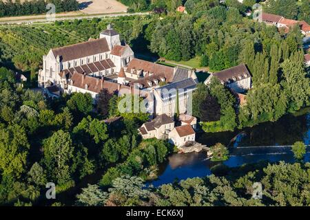 Indre, Frankreich Fontgombault, die Abtei (Luftbild) Stockfoto