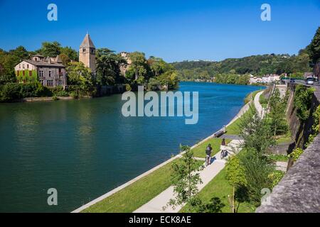 Frankreich, Rhone, Lyon Caluire et Cuire, Saint-Rambert-l ' Ile-Barbe und die romanische Kirche Notre-Dame am Rande des Flusses Saône, Rives de Saone Stockfoto