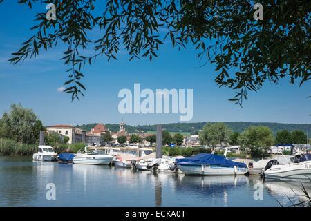Marina auf der Mosel, Pont-a-Mousson, Meurthe-et-Moselle, Frankreich Stockfoto
