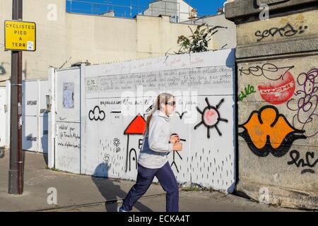 Frankreich, Paris, Riquet Straße, Le Shakirail, im Besitz von der SNCF ist ein Raum für temporäre Kunstwerk mit gemeinsamen Workshops, Räume für Tanz und Theater, ein Musikzimmer und eine assoziative Büro Stockfoto