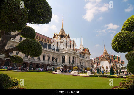 Horizontale Ansicht der Chakri Mahaprasat Hall in der Grand Palace in Bangkok. Stockfoto