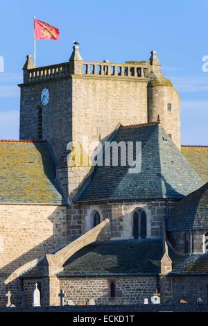 Manche, Cotentin, Frankreich, Barfleur, mit der Bezeichnung Les Plus Beaux Dörfer de France (The Most Beautiful Dörfer Frankreichs), Saint-Nicolas-Kirche, gebaut vom 17. Jahrhundert bis 19. Jahrhundert Stockfoto