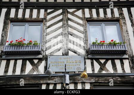 Frankreich, Calvados, Honfleur, vor dem Haus von Alphonse Allais, Humorist, Schriftsteller Stockfoto