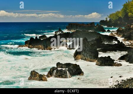 Frankreich, La Reunion, Piton Sainte Rose, marine Naturlandschaft, horizontale Ansicht der tropischen Küste Stockfoto