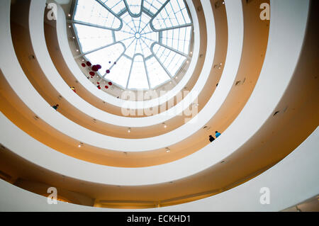USA, New York City, Guggenheim-Museum von Frank Lloyd Wright, Innenansicht Stockfoto