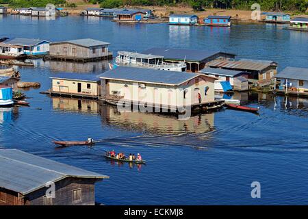 Brasilien, Bundesstaat Amazonas, Amazonas-Becken, Tapaua, schwimmende Häuser, Teil der Stadt an der Kreuzung Pf der Purus River und dem Ipixuna river Stockfoto