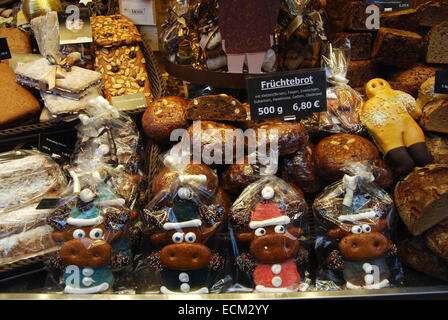 Schaufenster in der Nähe von traditionellen Weihnachtsmarkt Aachen Deutschland Stockfoto