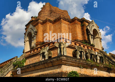 Wat Chedi Luang Tempel in Chiang Mai, Thailand Stockfoto