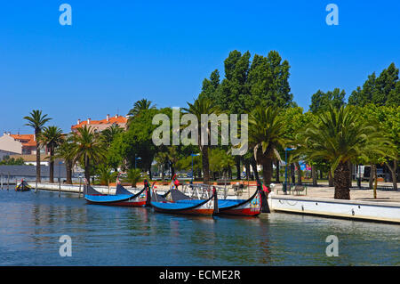 Traditionelle Boote "Moliceiros", Kanal Central, Aveiro, Beiras Region, Portugal, Europa Stockfoto