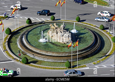 Fuente de Cibeles Brunnen, Plaza de Cibeles, Kreuzung der Calle Alcalá, Paseo de Recoletos und Paseo del Prado, Stadtzentrum Stockfoto