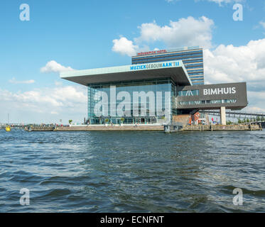 AMSTERDAM - AUGUST 4: Muziekgebouw Gastgeber Konzertsäle für zeitgenössische Musik am august 4, 2014 in Amsterdam Stockfoto