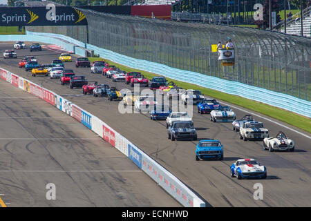 Oldtimer-Rennen bei Glenora Weinkeller US-Oldtimer Grand Prix in Watkins Glen International in der Finger Lakes-Gegend Stockfoto