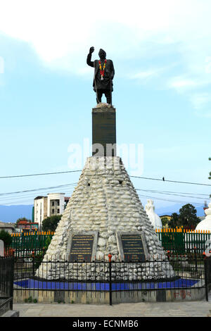 Ganesh Mann Singh Statue, Rani Pokhari Tempel, auch bekannt als Nhu Pukhu, Stadt Kathmandu, Nepal, Asien. Stockfoto