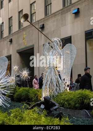 Herald Angel Dekoration, Rockefeller Center, NYC Stockfoto