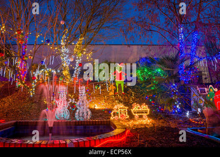 Christmas Light display, Park und Gärten Tilford, N. Vancouver, British Columbia, Kanada Stockfoto