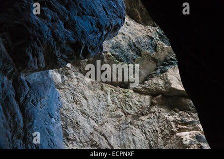 Felsformationen in der Nähe von ZAPATA CREEK FALLS in den Rio Grande National Forest - COLORADO ROCKIES Stockfoto