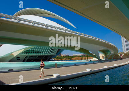 Monteolivete Brücke bei Stadt der Künste und Wissenschaften, von S. Calatrava, Valencia, Comunidad Valenciana, Spanien, Europa Stockfoto