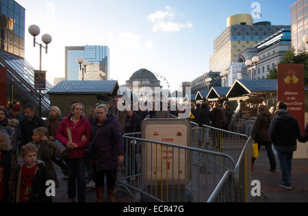 2014 Birmingham Frankfurter Weihnachtsmarkt auf Centenary Square England führt Stockfoto