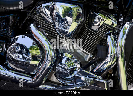 VALLADOLID, Spanien – 2. September 2012: Motorblock eines Honda Motorrads bei einem Treffen von Oldtimern in Valladolid, Spanien Stockfoto