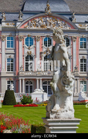 KURFÜRSTLICHES SCHLOSS, KURFUERSTLICHES PALAIS, BAROCK, TRIER, TRIER, RHEINLAND-PFALZ, DEUTSCHLAND Stockfoto