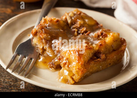 Süßes Brot Pudding Dessert mit Brandy Sauce Stockfoto