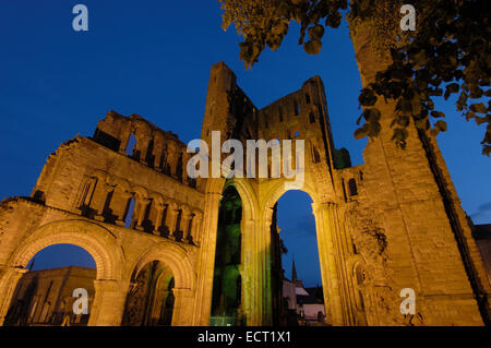 Kelso Abbey bei Dämmerung, Scottish Borders, Schottland, Vereinigtes Königreich, Europa Stockfoto