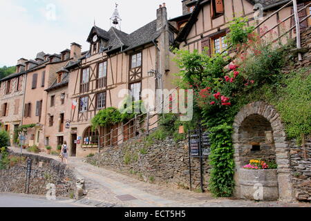 Das Dorf von Conques, Aveyron, 12, Midi-Pyrénées, Frankreich Stockfoto