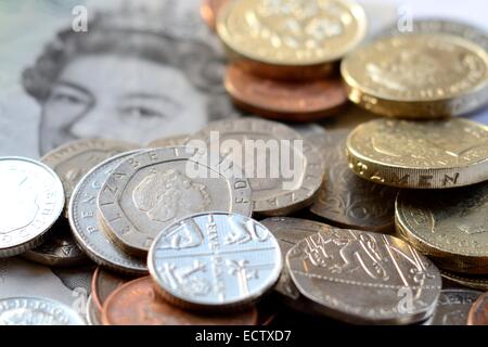 Britische Pfund Geld Münzen und Banknoten Stockfoto